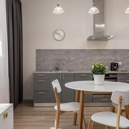 Moderns Un Kluss Dzivoklis 37 M2 Apartment *